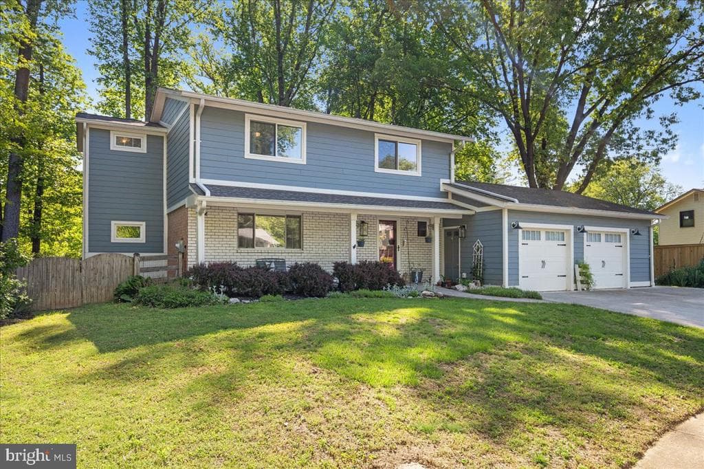 4903 Chantery Court photo 1
