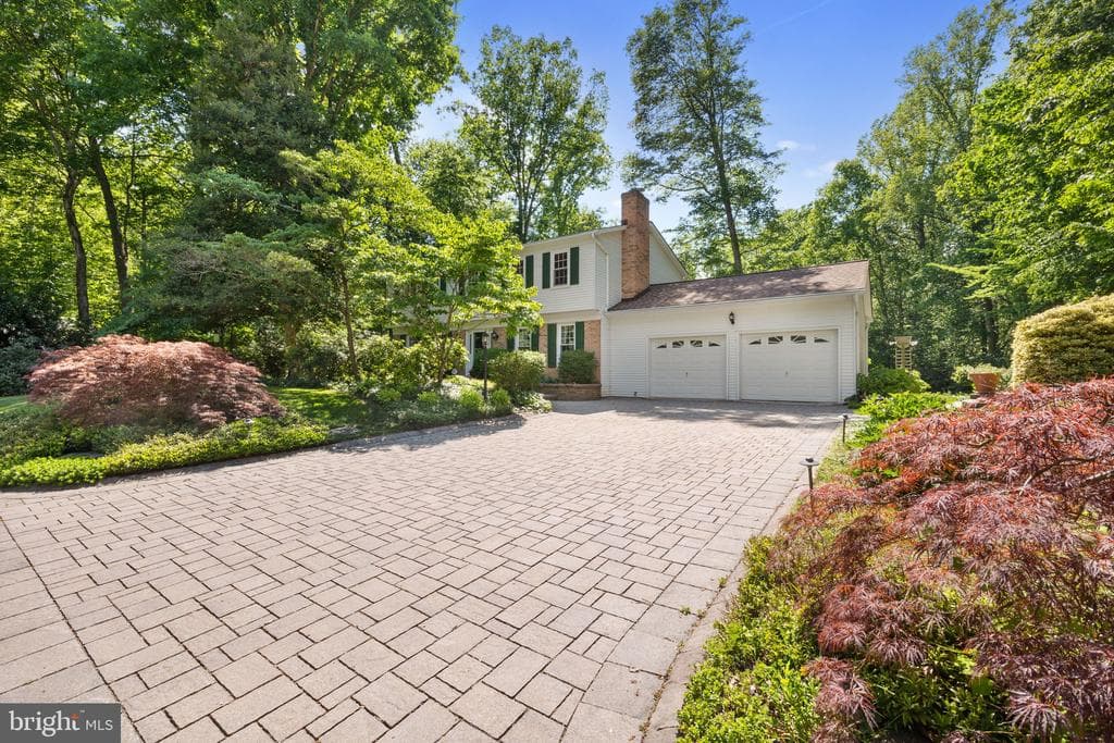 8099 Counselor Road photo 1