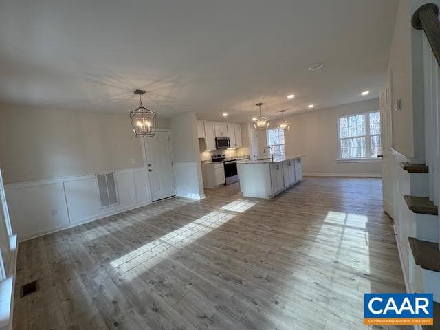 4398 Thomas Jefferson Pkwy photo 3