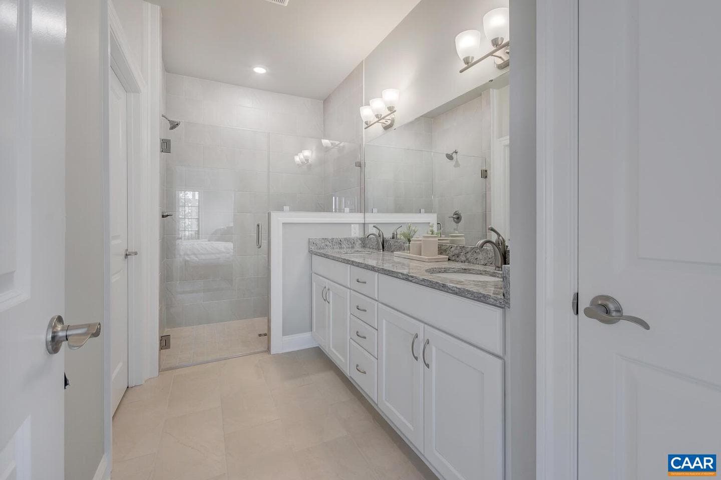 2030 Larkin Ln photo 15