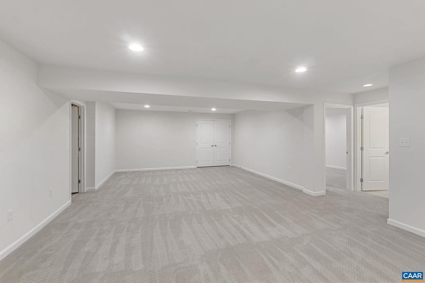 281 Manor Blvd photo 21