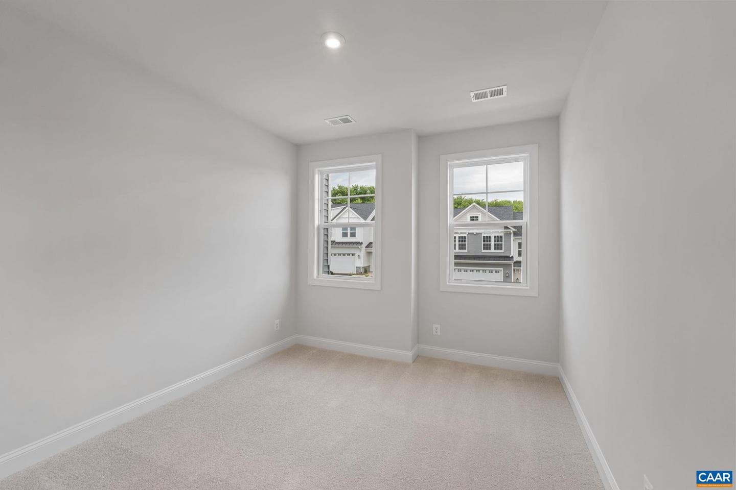 108 Sunbird Ln photo 30