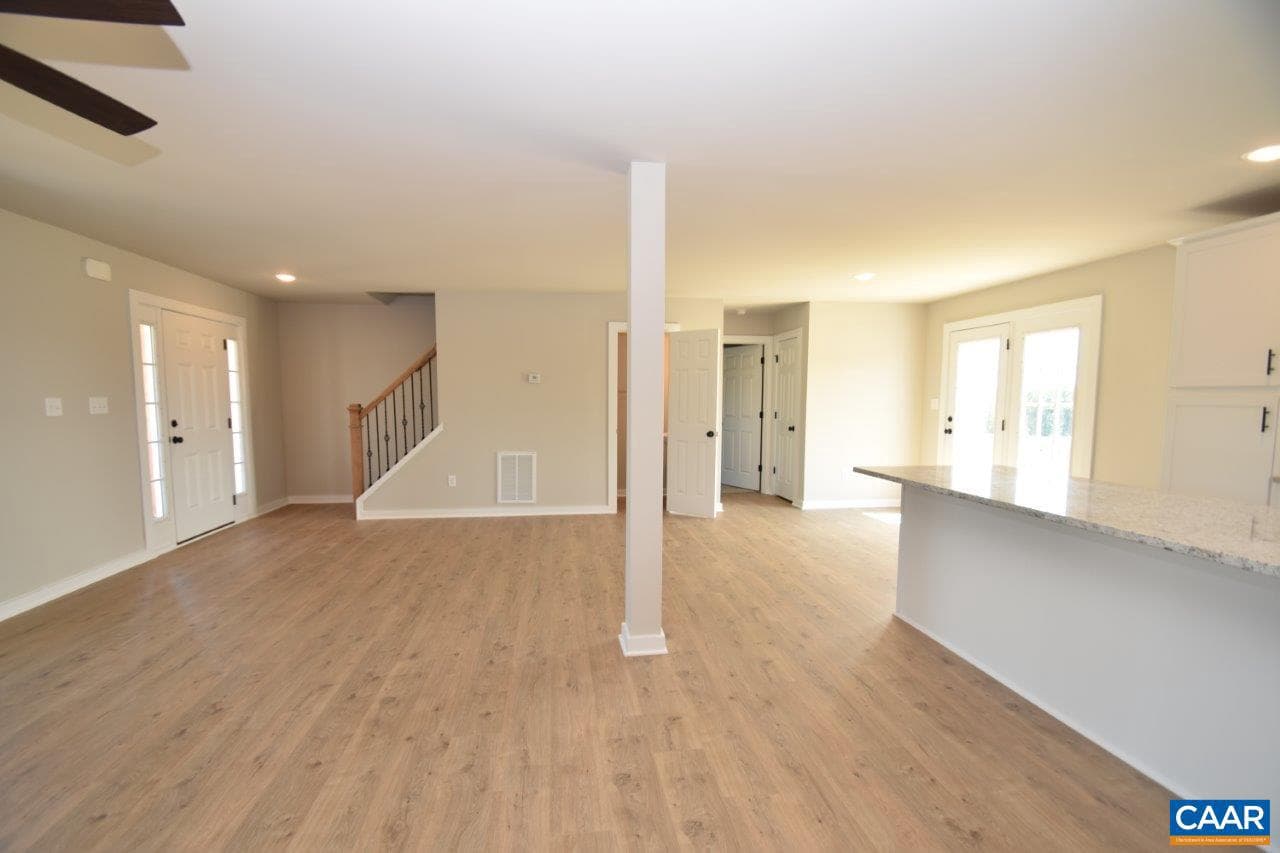 1088 Hanback Rd photo 11