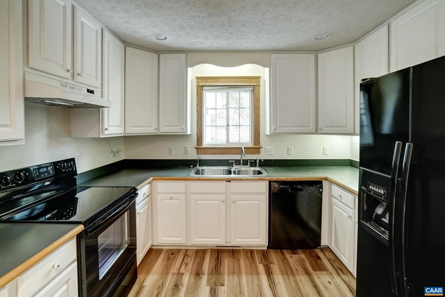 22 Whippoorwill Ln photo 16
