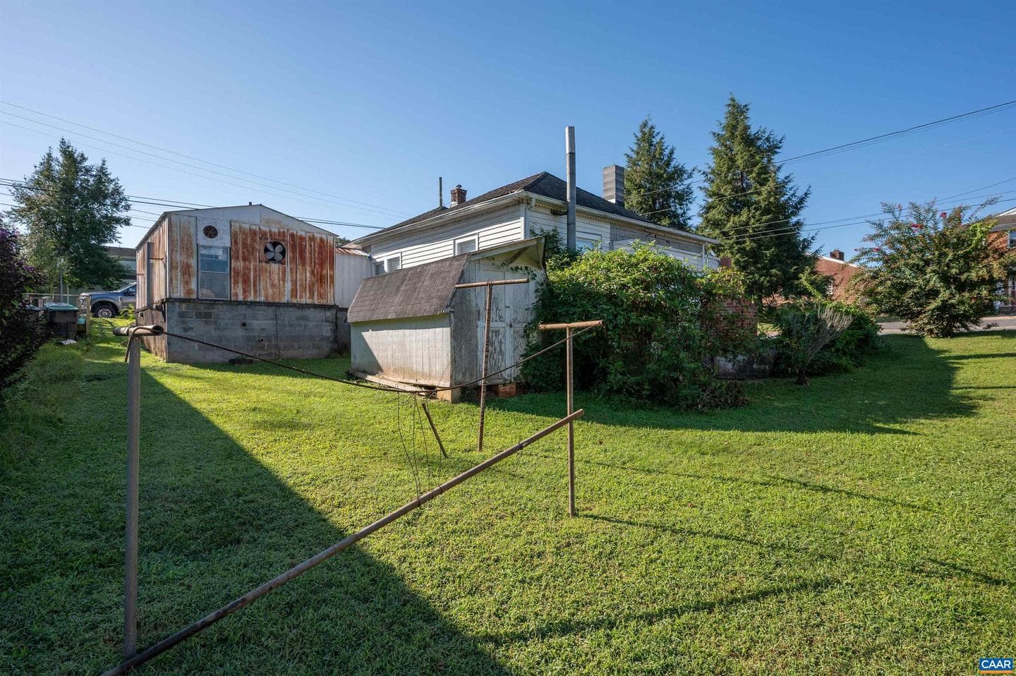 1101 Forest St photo 18