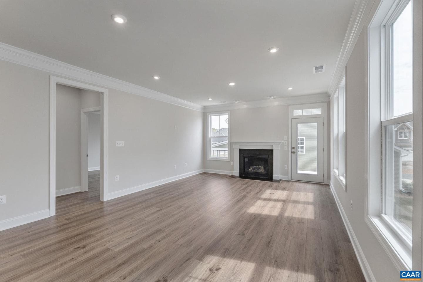 208 Sunbird Ln photo 18