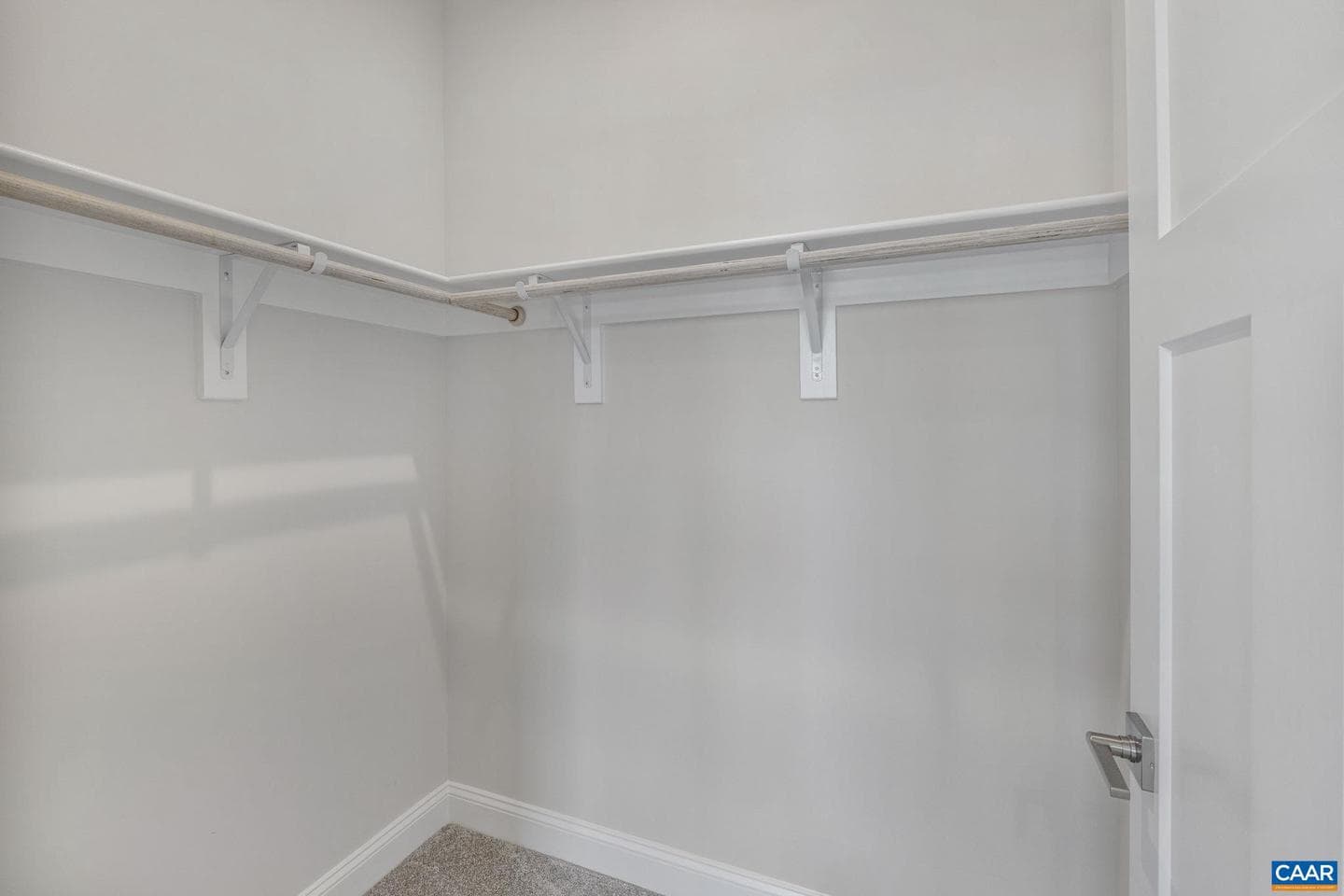 208 Sunbird Ln photo 35