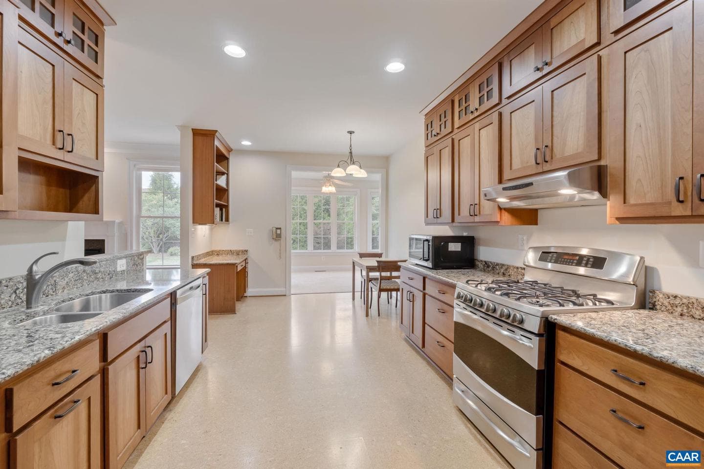 3 Forest Ct photo 2