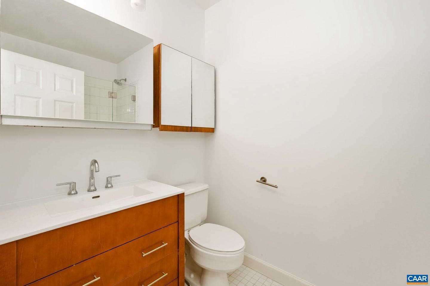408 E Market St #305 photo 13