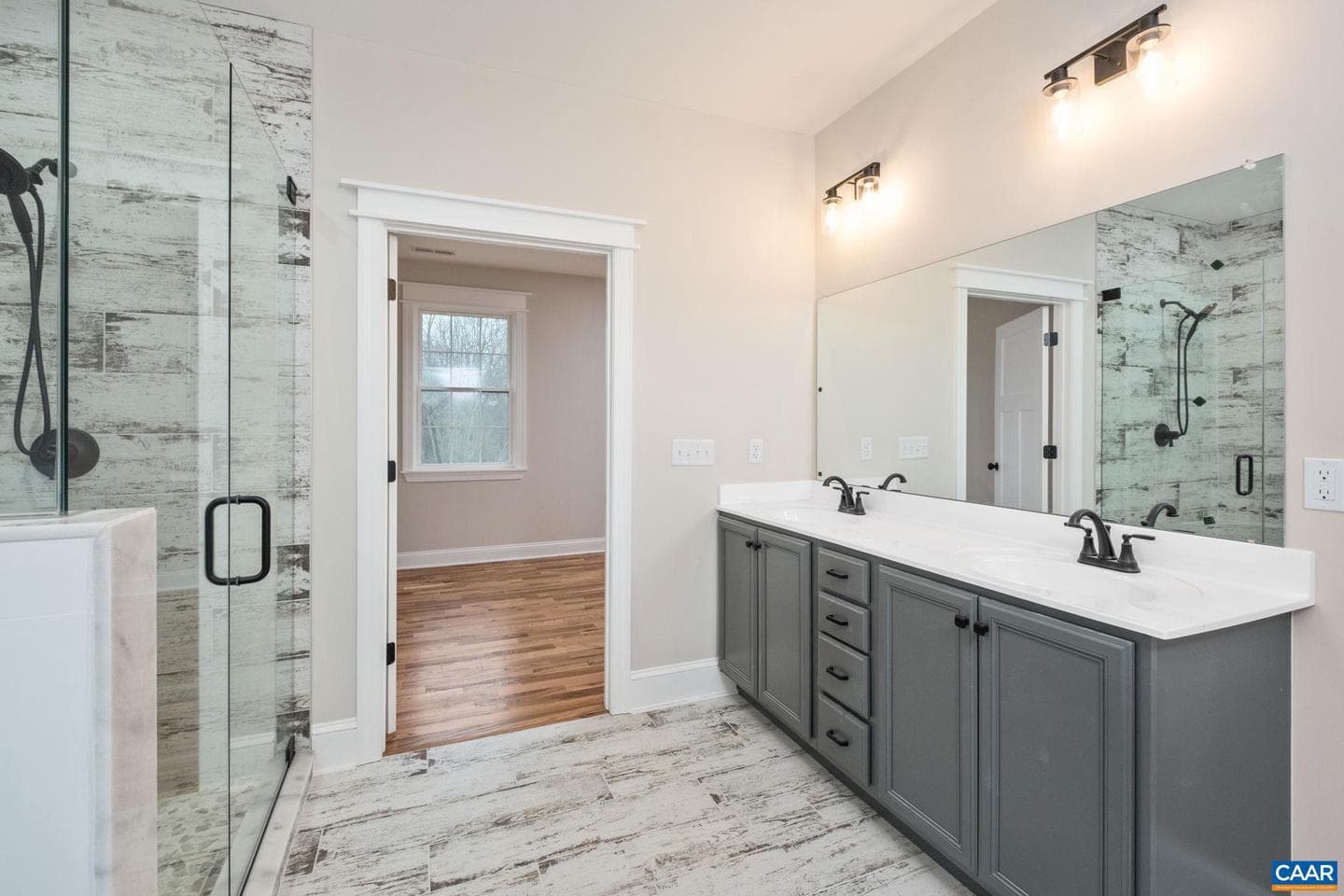 2524 Belvue Rd photo 33