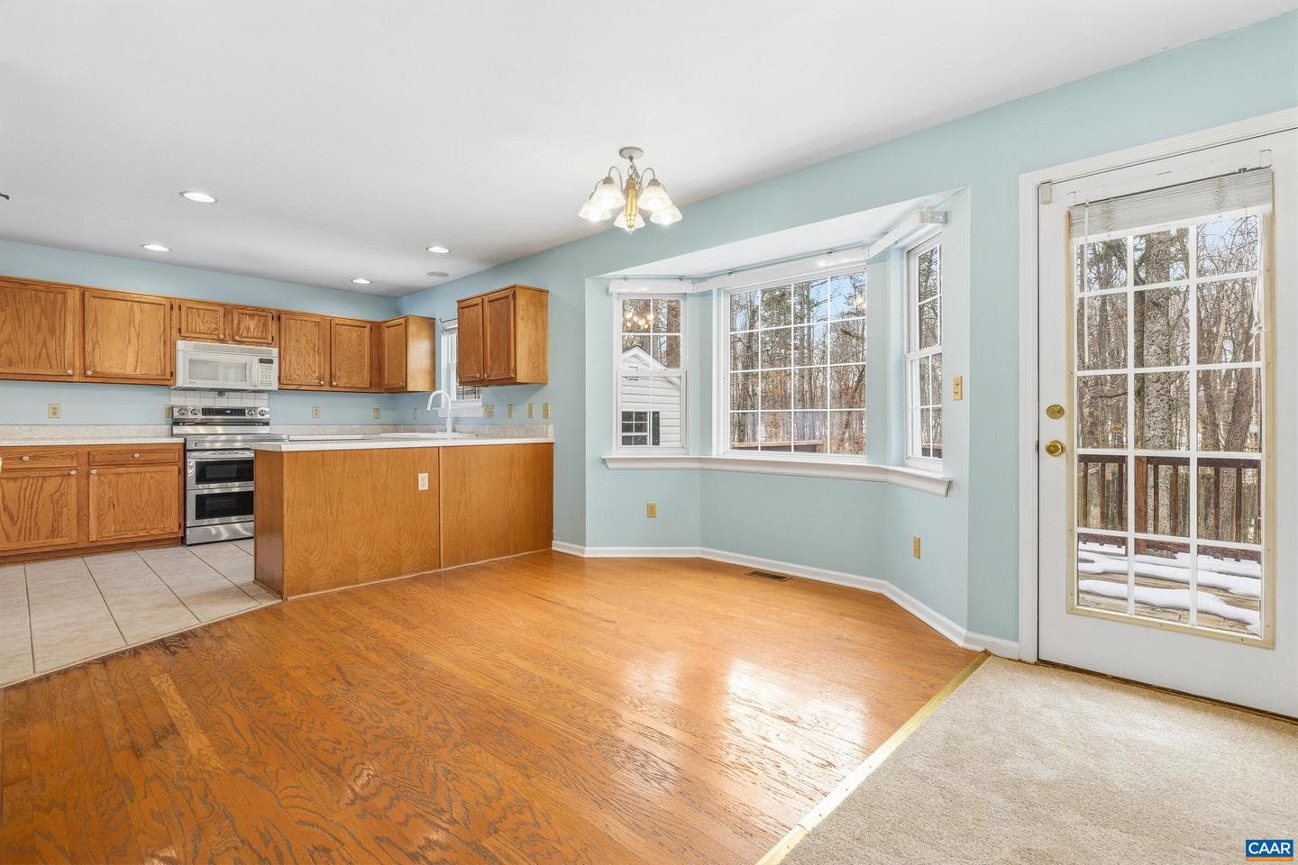 503 Jefferson photo 16
