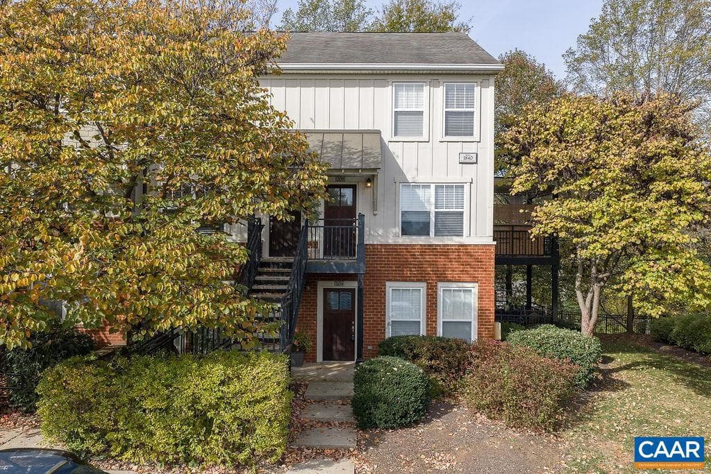 1840 Candlewood Ct #104