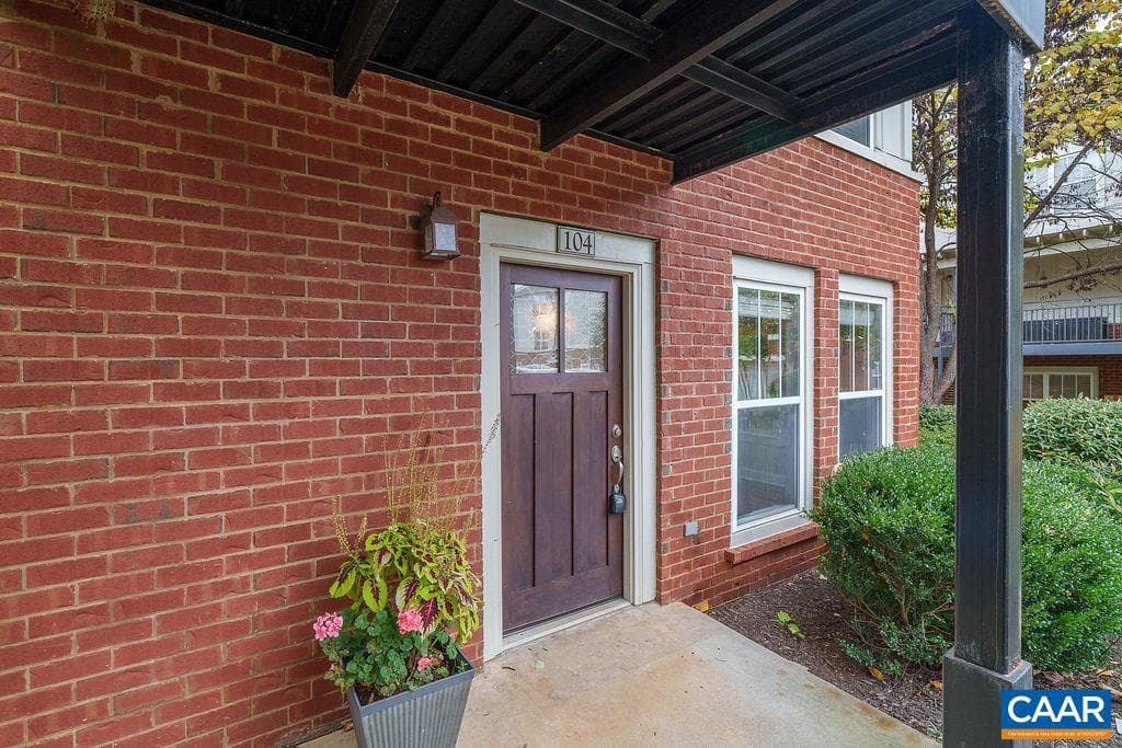 1840 Candlewood Ct #104 photo 2