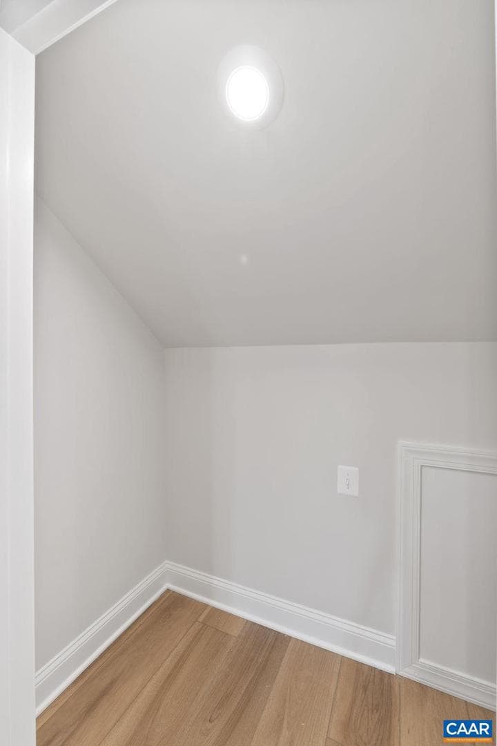 109e Marcella St photo 41