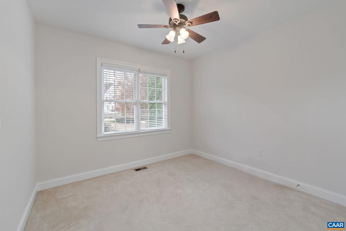 120 Mossy Creek Ct photo 17