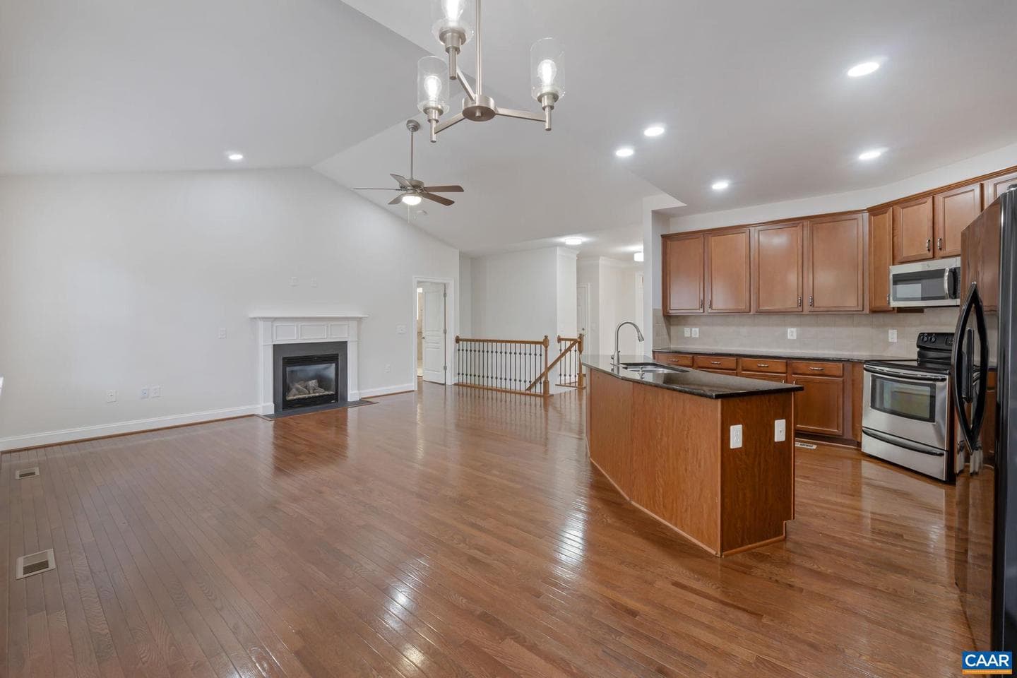 120 Mossy Creek Ct photo 8