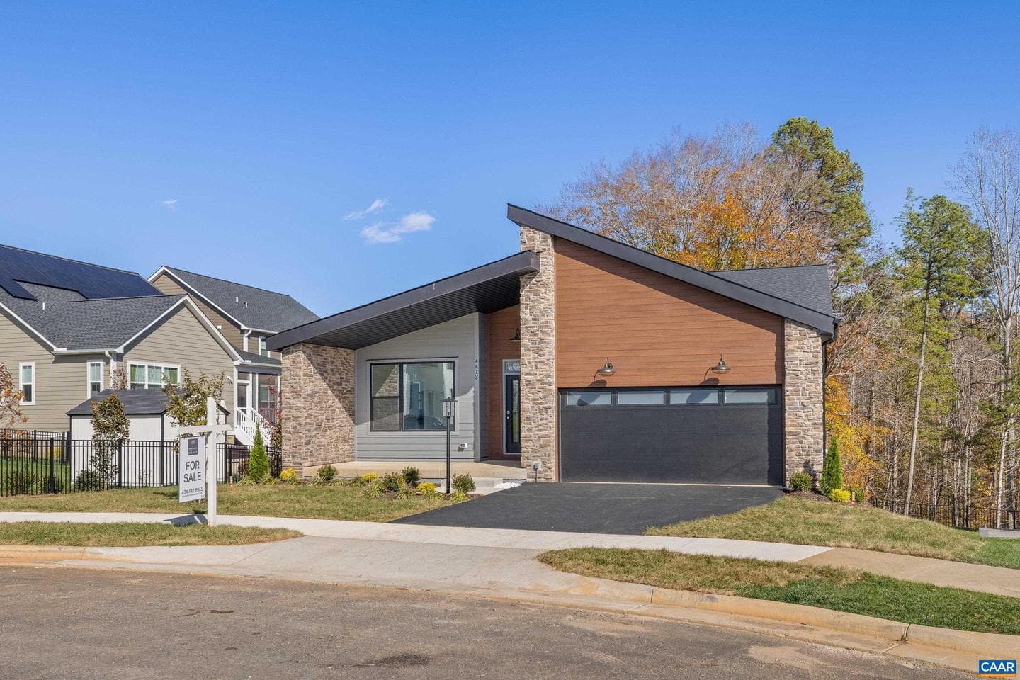 4413 Headland Ct photo 2