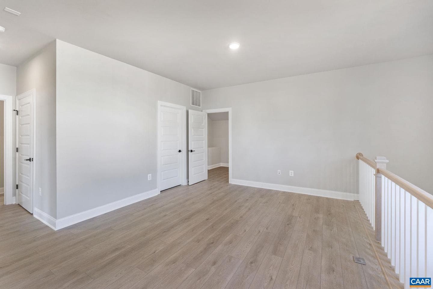 112 Sunbird Ln photo 38