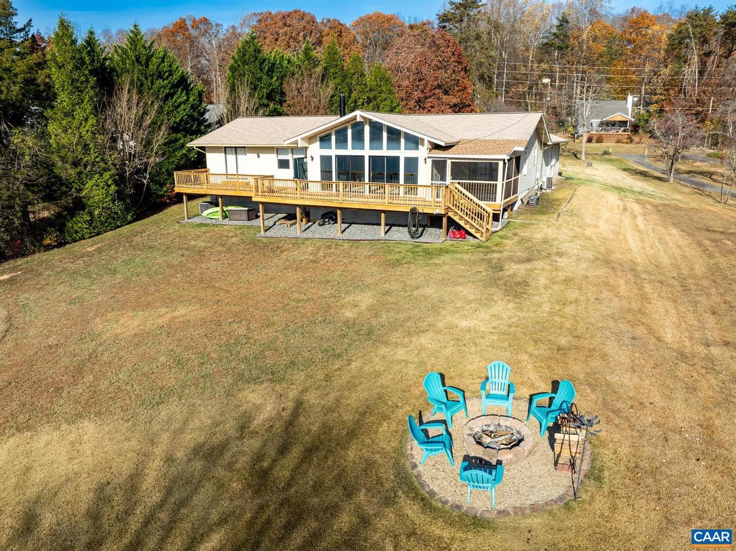 1753 North Lakeshore Dr photo 5