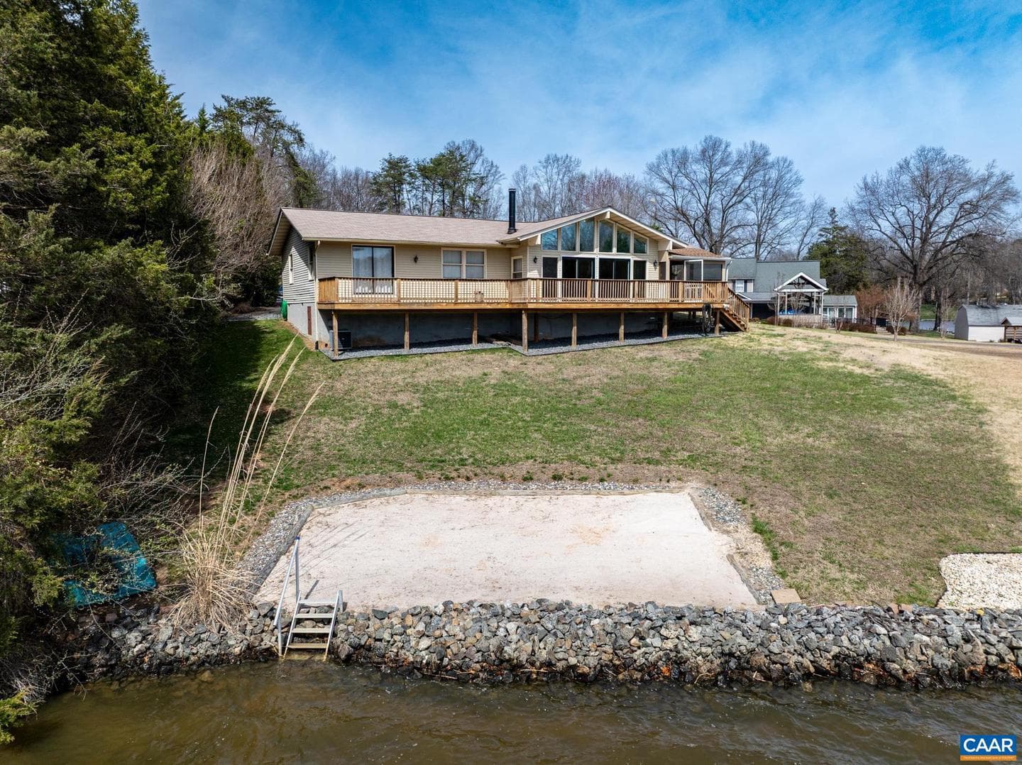 1753 North Lakeshore Dr photo 6
