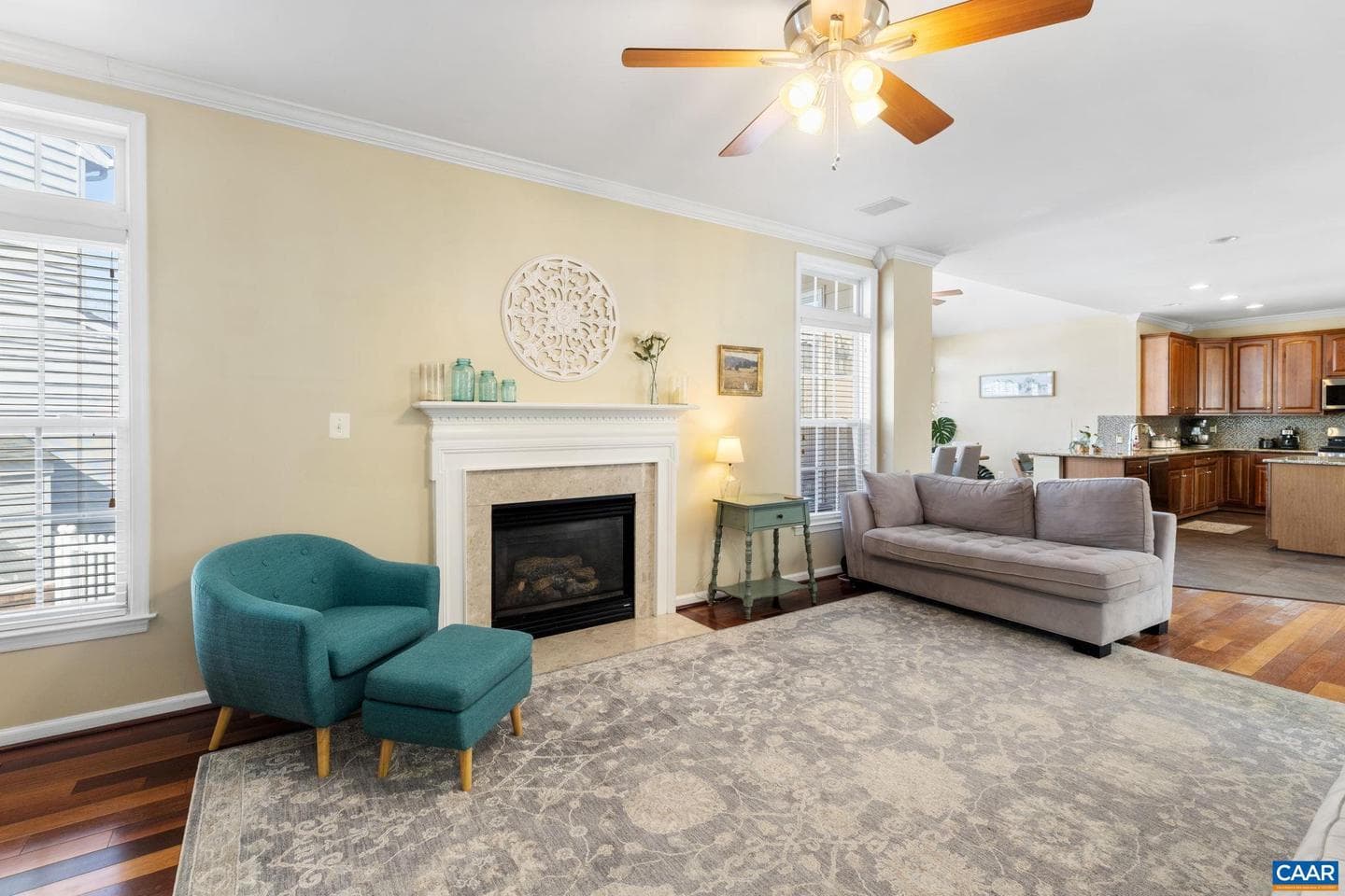 22 Villa Ave photo 11