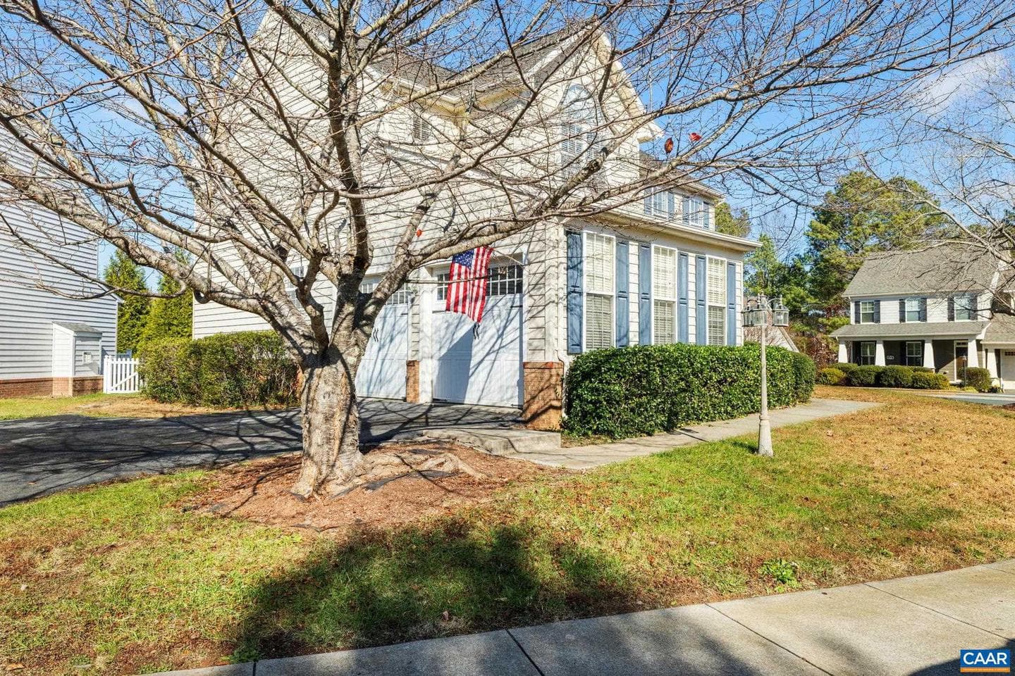22 Villa Ave photo 28