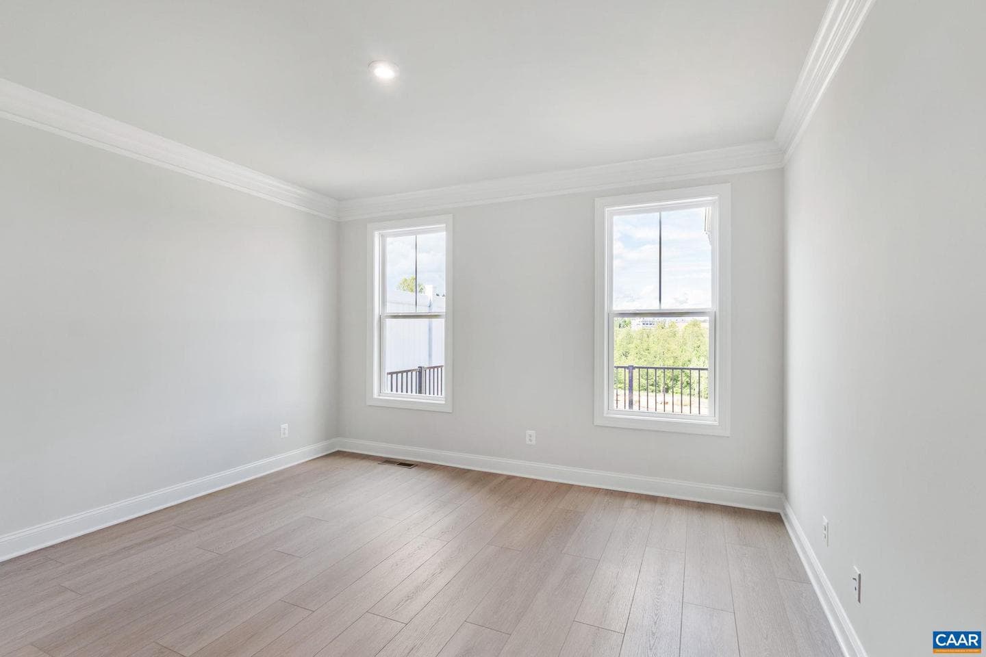 1351 Laconia Ln photo 29