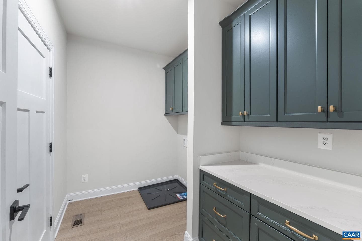 1351 Laconia Ln photo 37