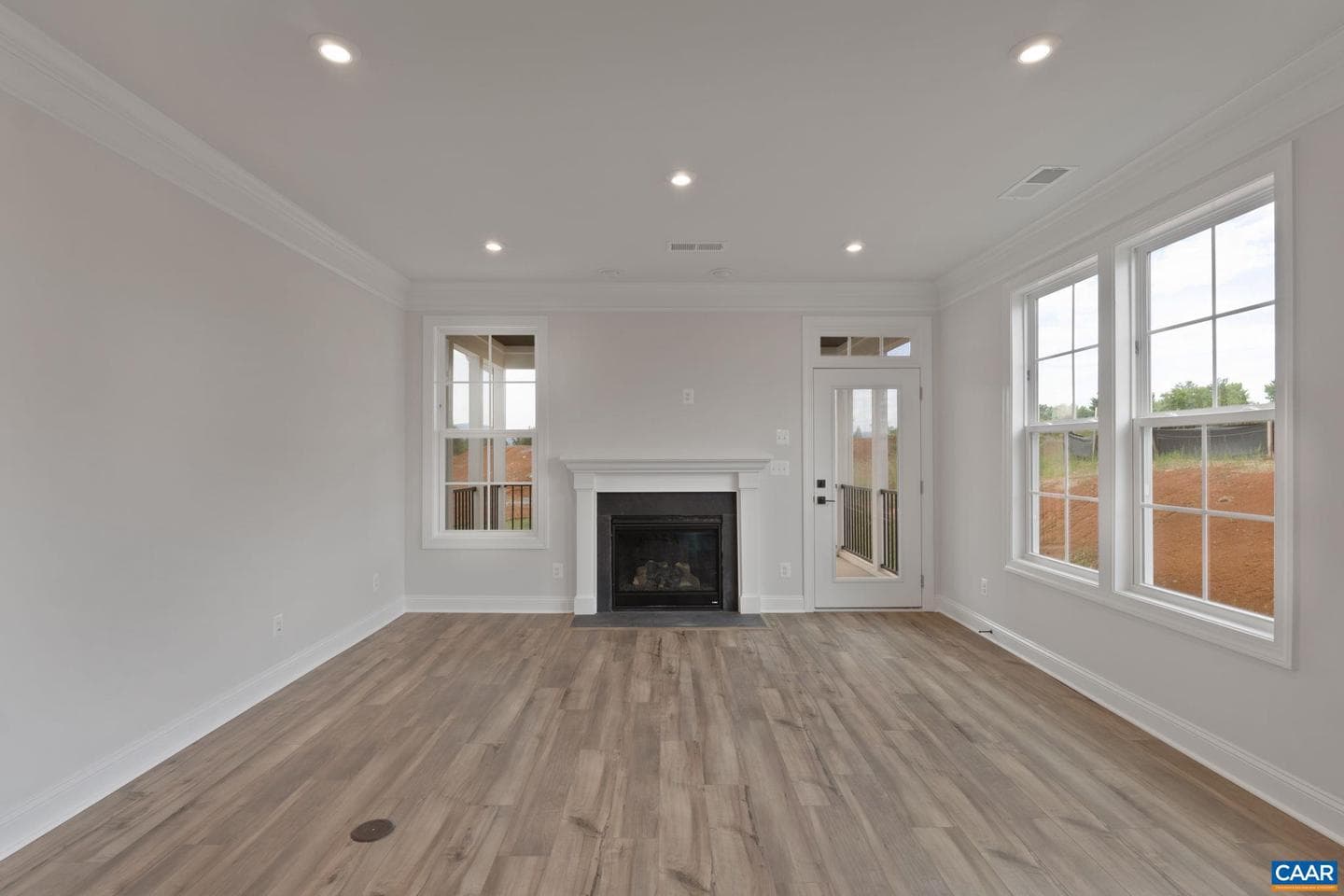 225 Springdale Rd photo 11