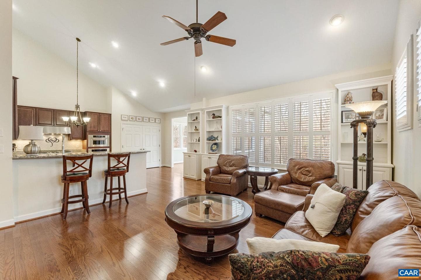 209 Timber Ridge Ln photo 13
