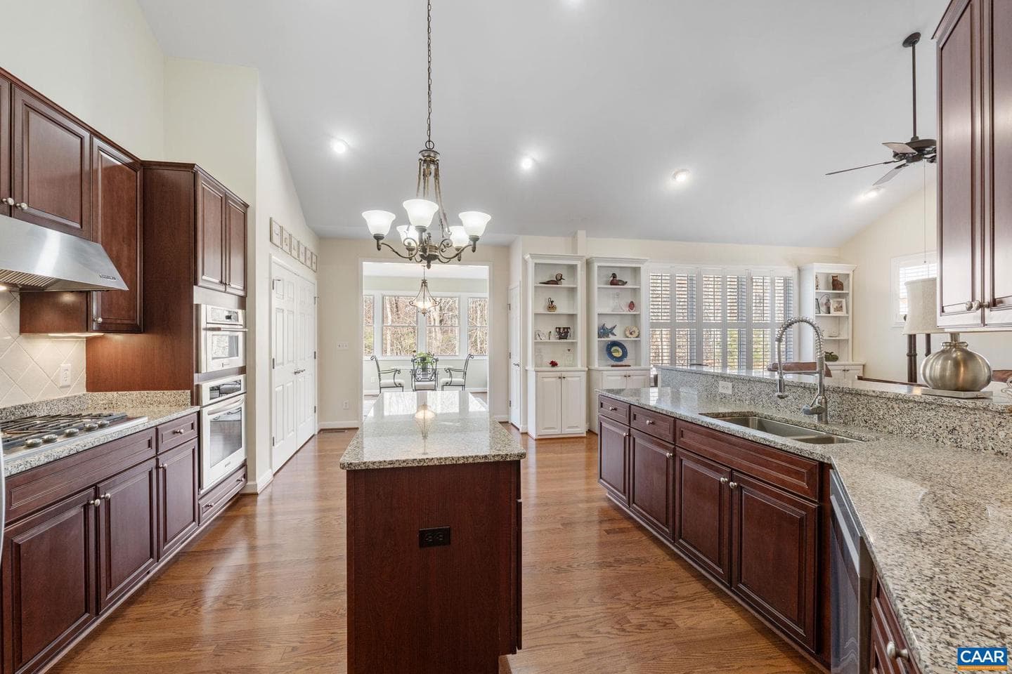 209 Timber Ridge Ln photo 5
