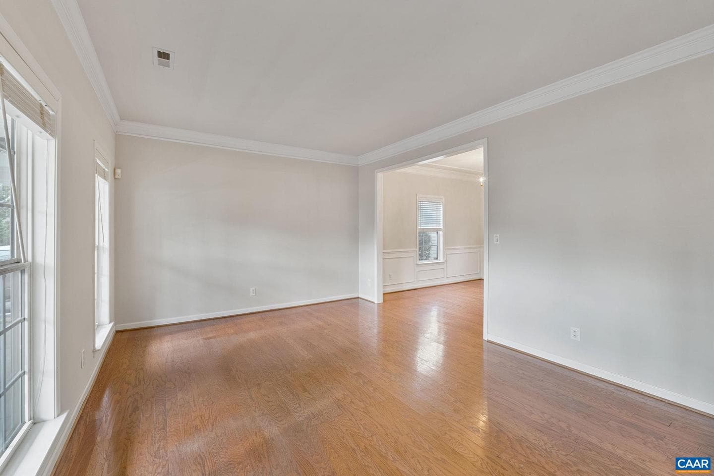 1527 Cherry Bark Ln photo 4