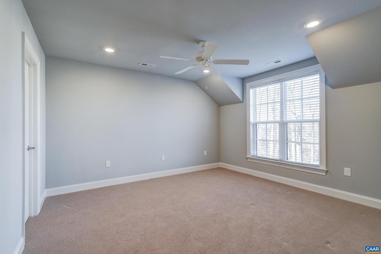 180 Bishopgate Ln photo 36