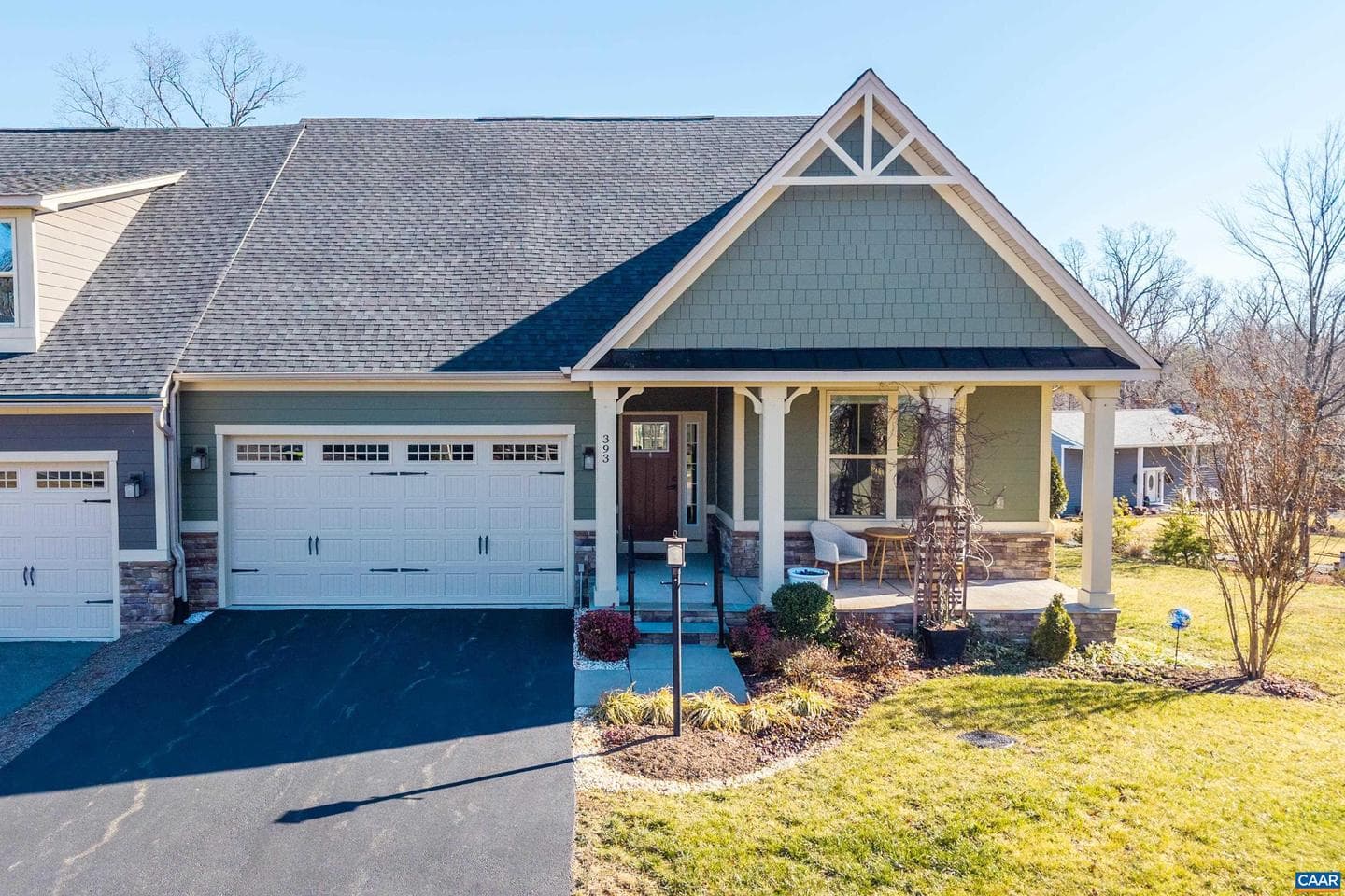 393 Winding Rd photo 3
