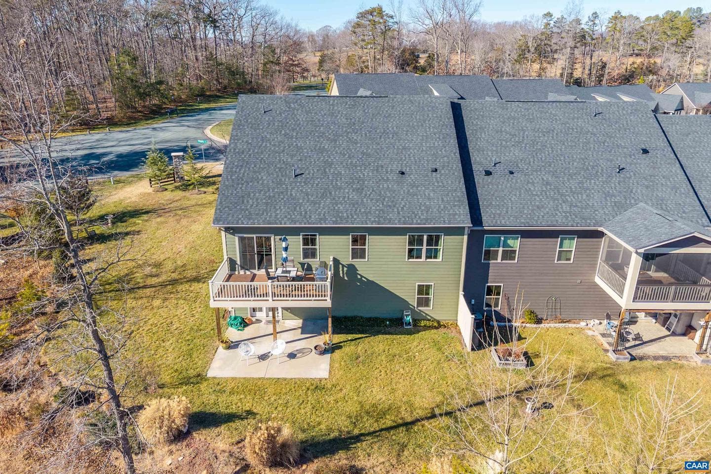 393 Winding Rd photo 44