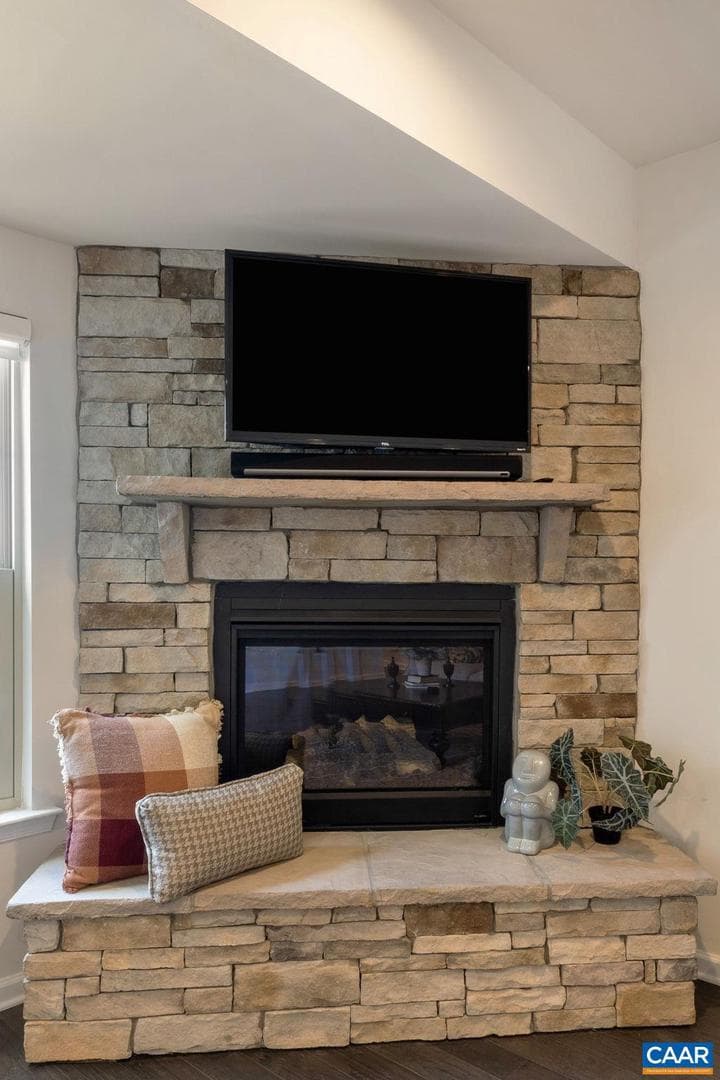 1516 Delphi Ln photo 28