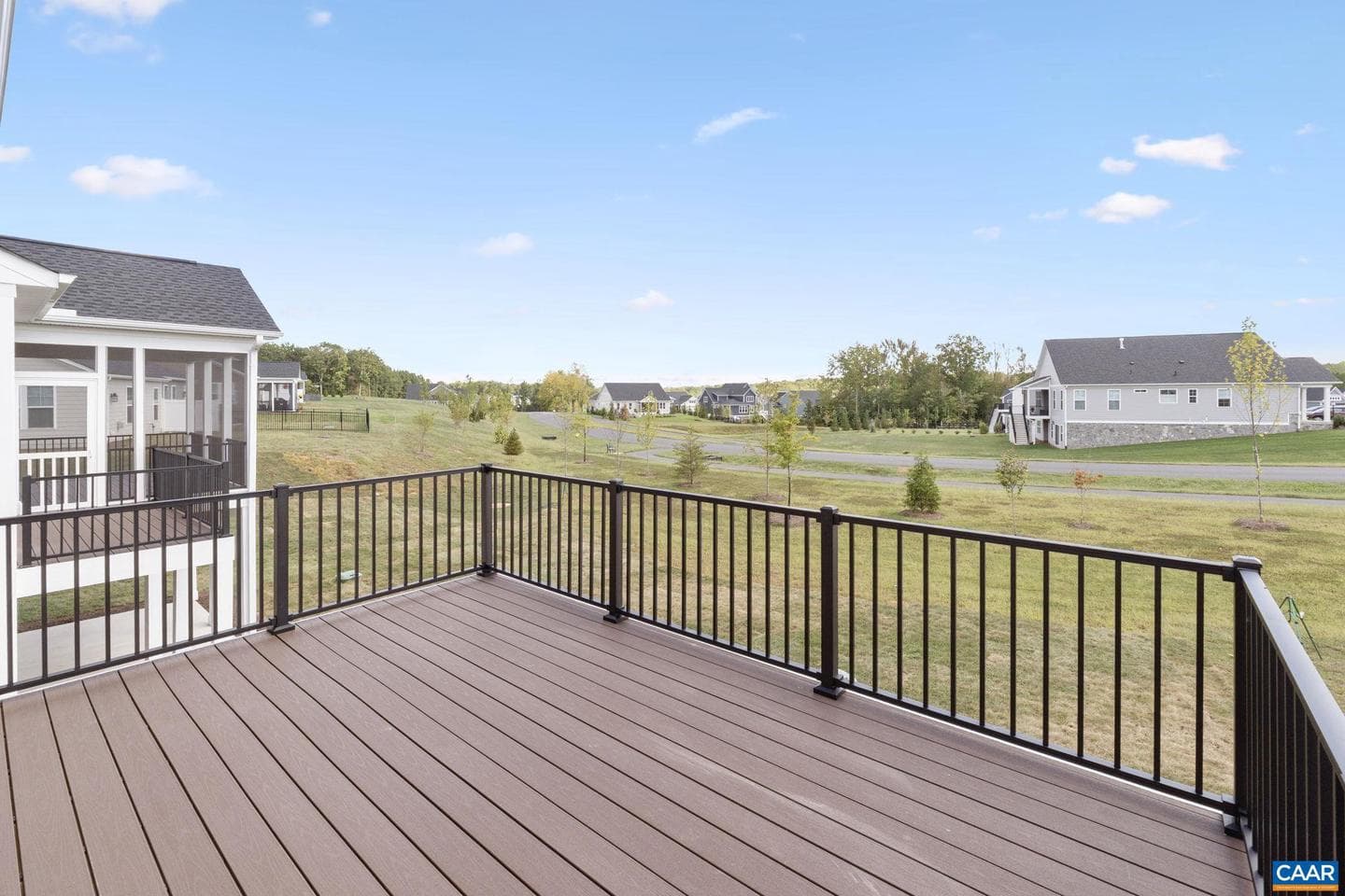 385 Bayberry Ln photo 18