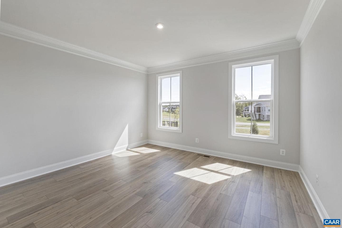 385 Bayberry Ln photo 22