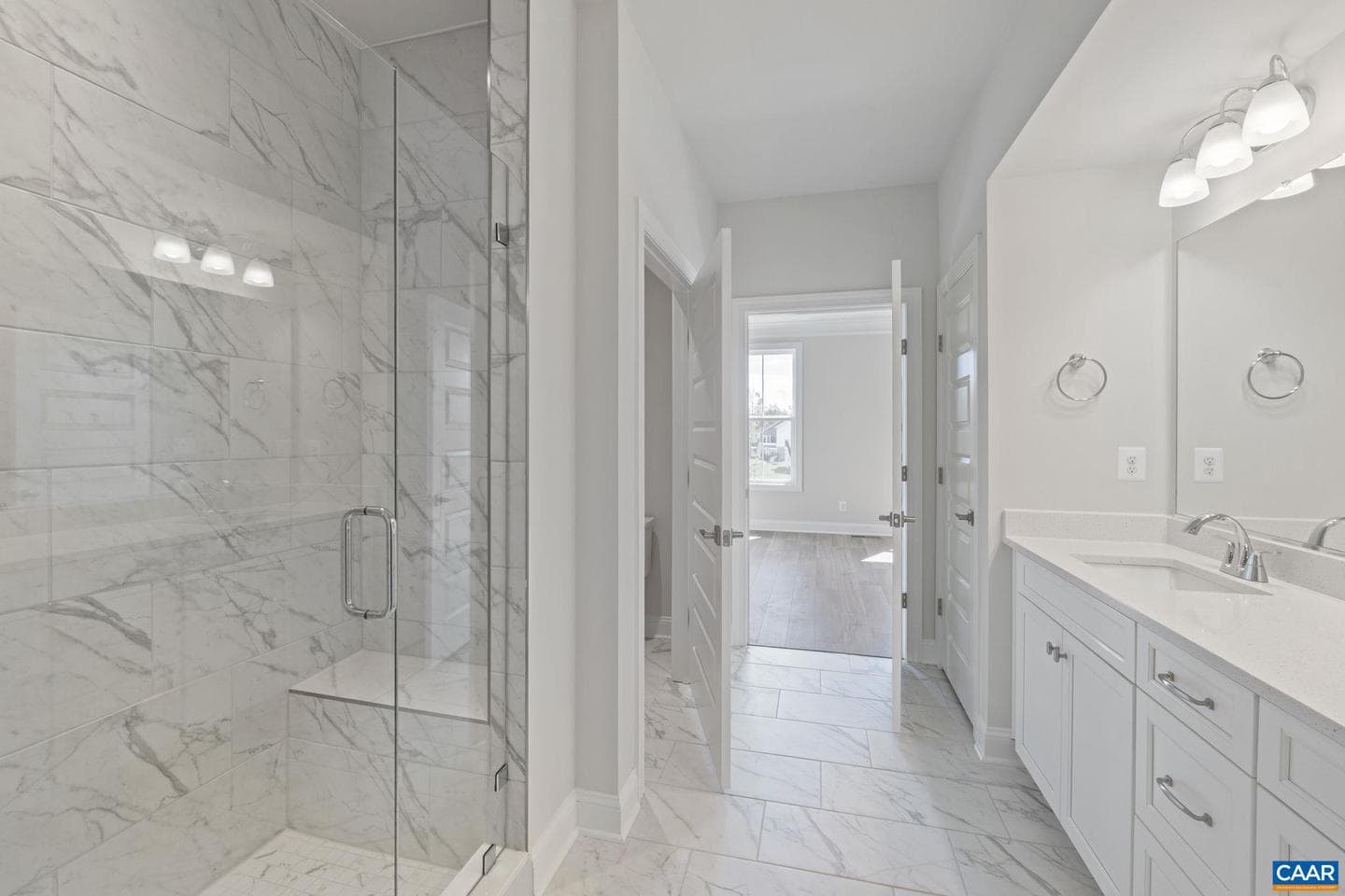 385 Bayberry Ln photo 25