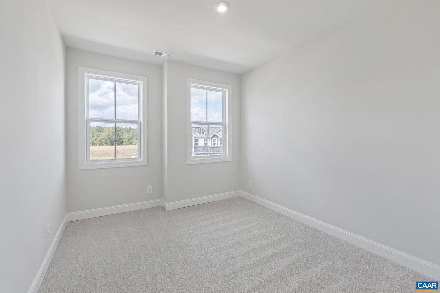 385 Bayberry Ln photo 36