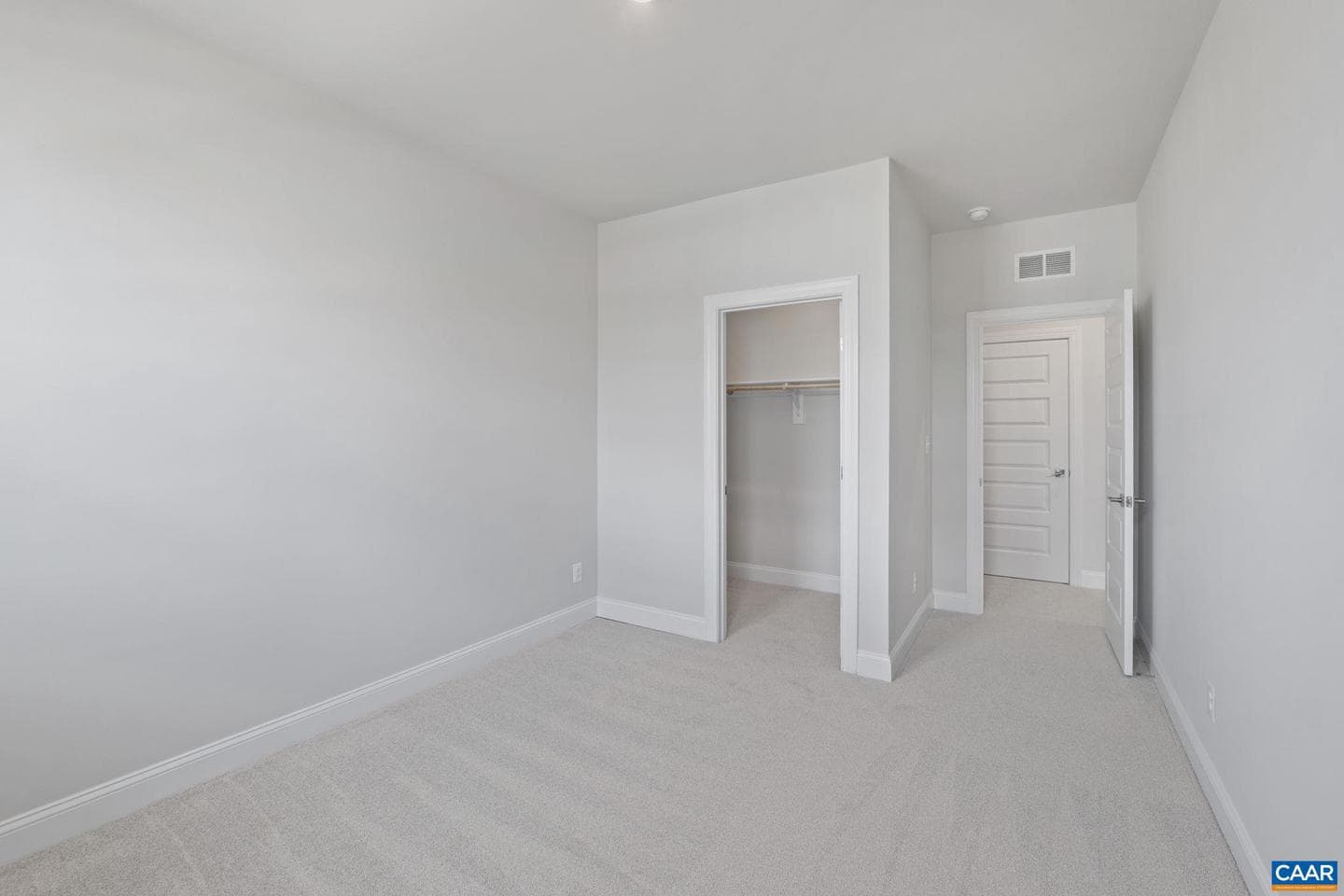 385 Bayberry Ln photo 37