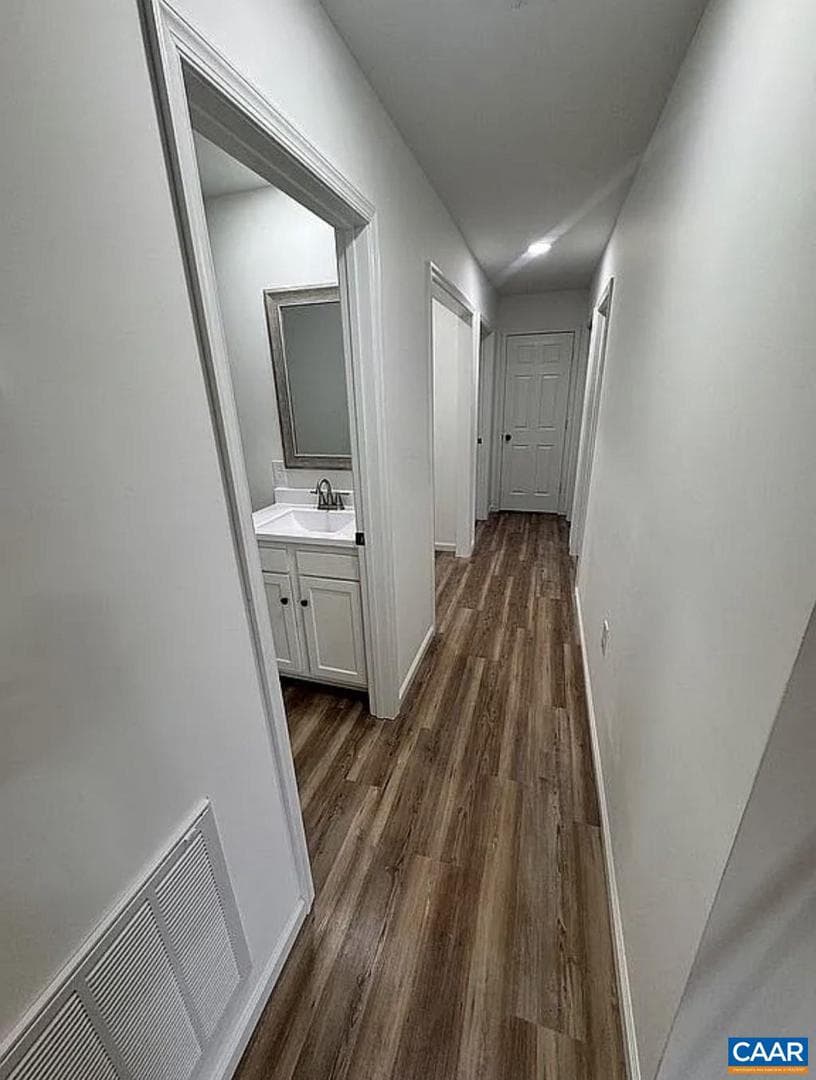 16033 Weakley Dr photo 9