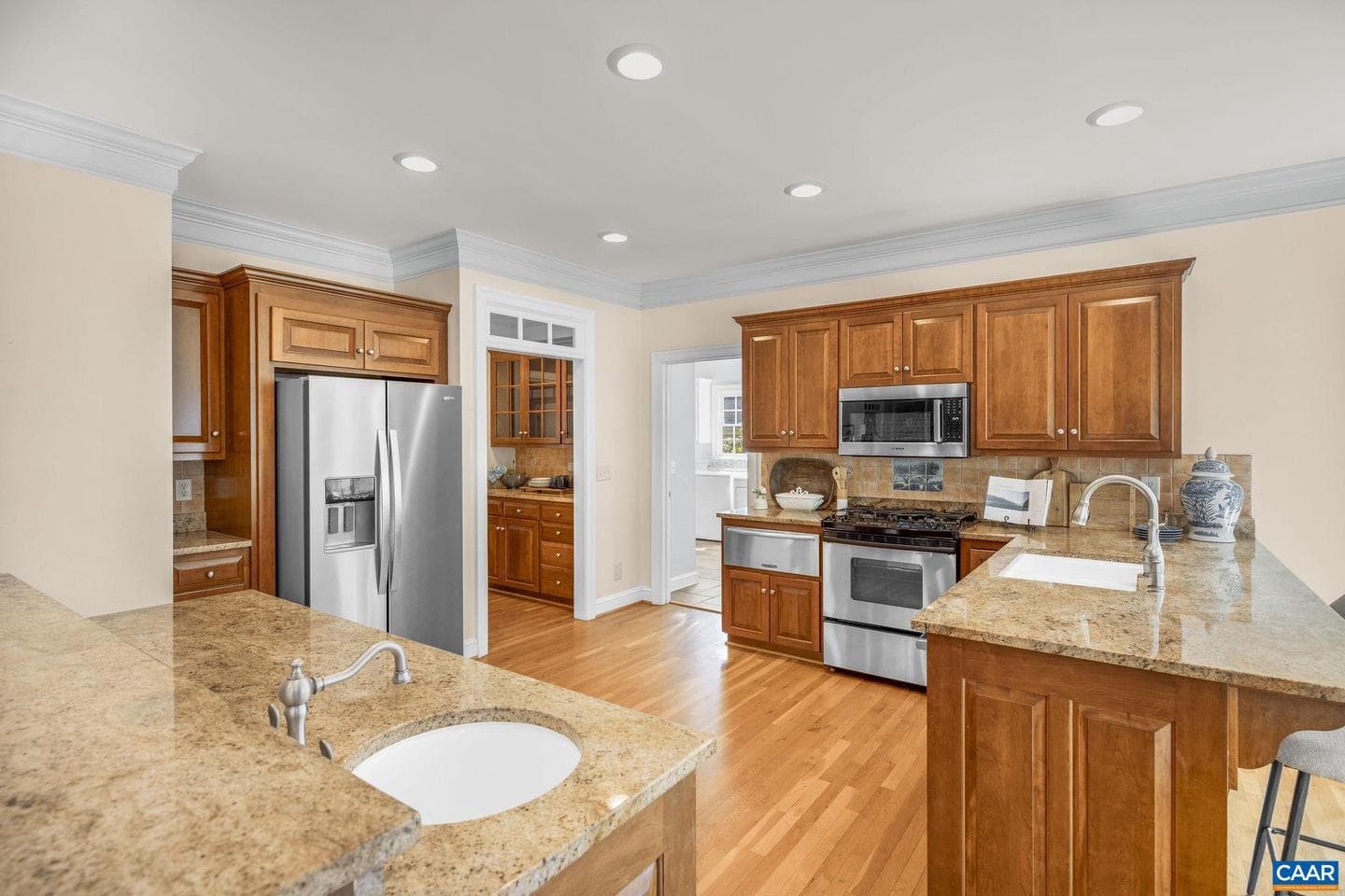 2420 Pendower Ln photo 20