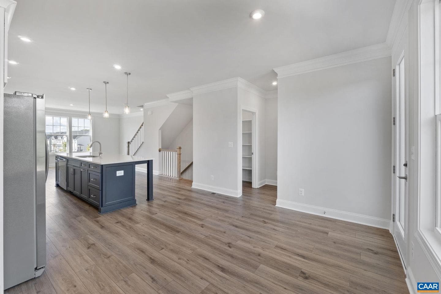 750 Park Ridge Dr photo 22
