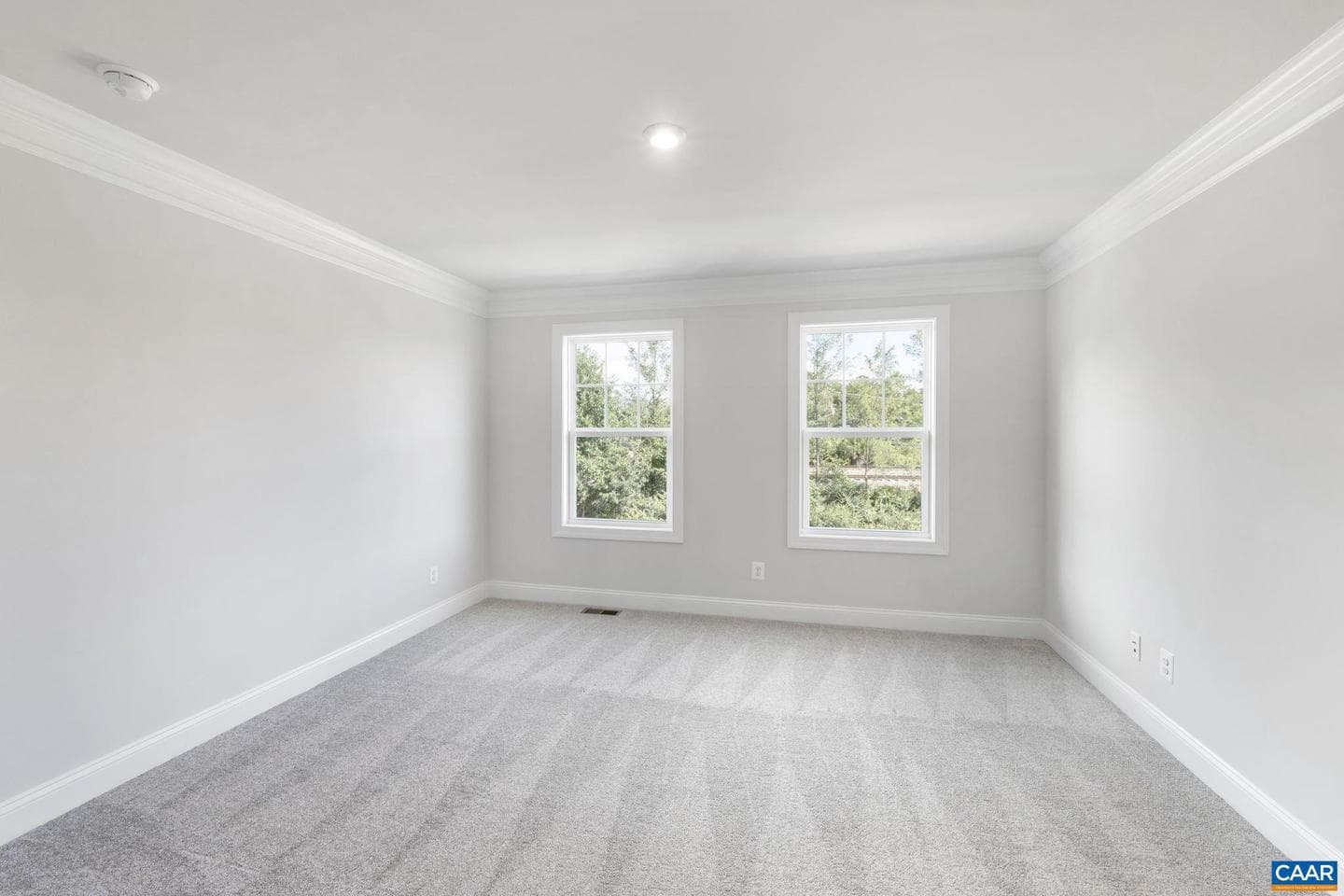 750 Park Ridge Dr photo 29