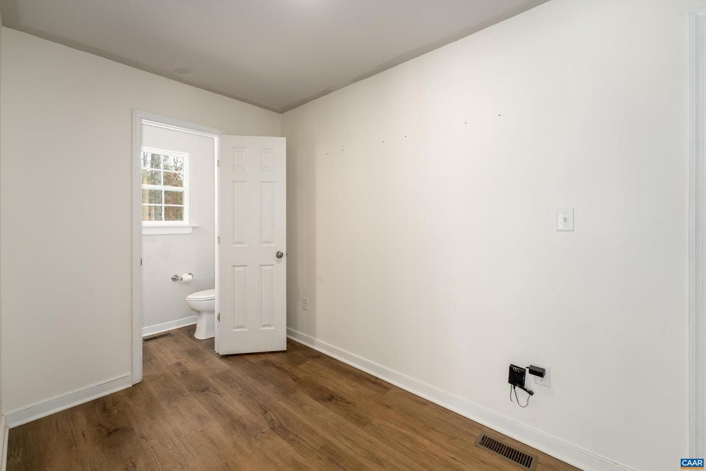 562 Taylor Ridge Way photo 21