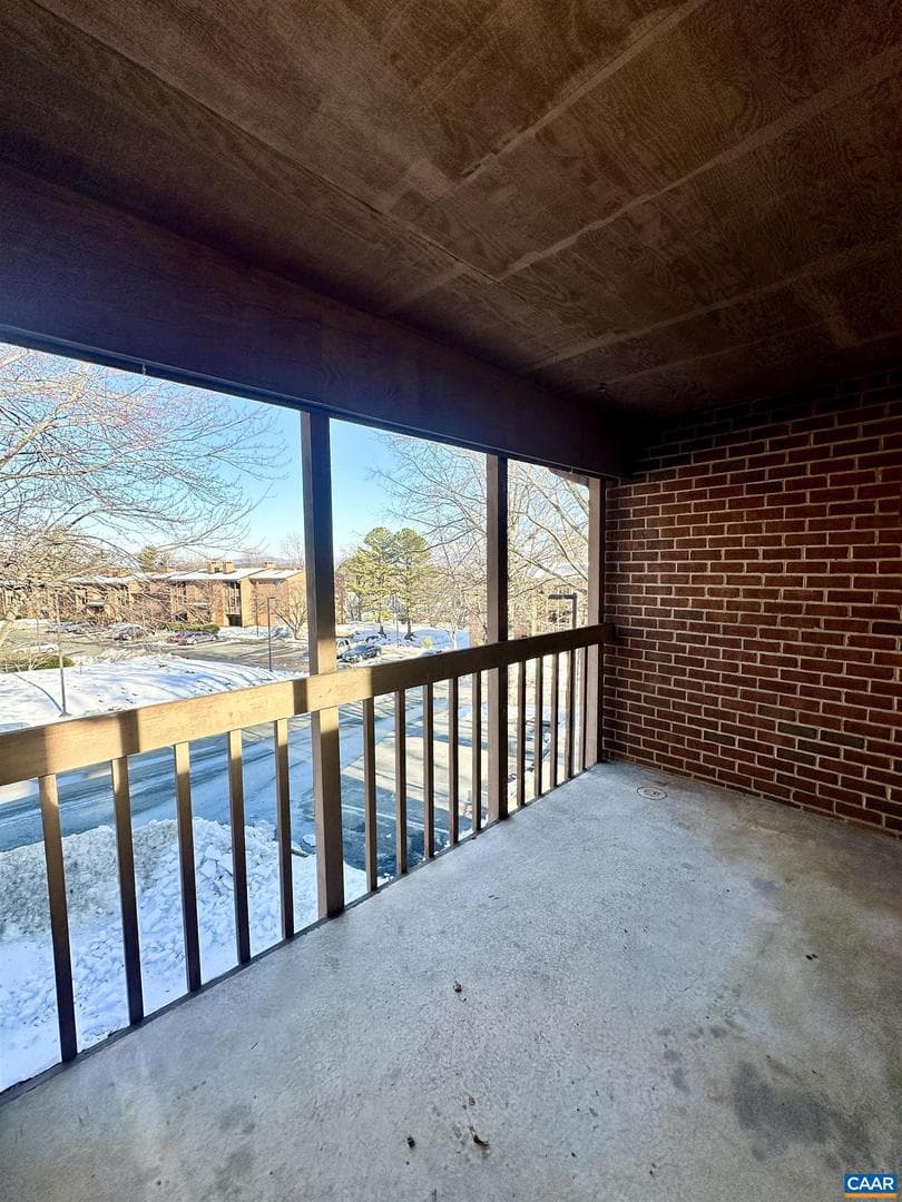 104 Turtle Creek Rd #9 photo 17