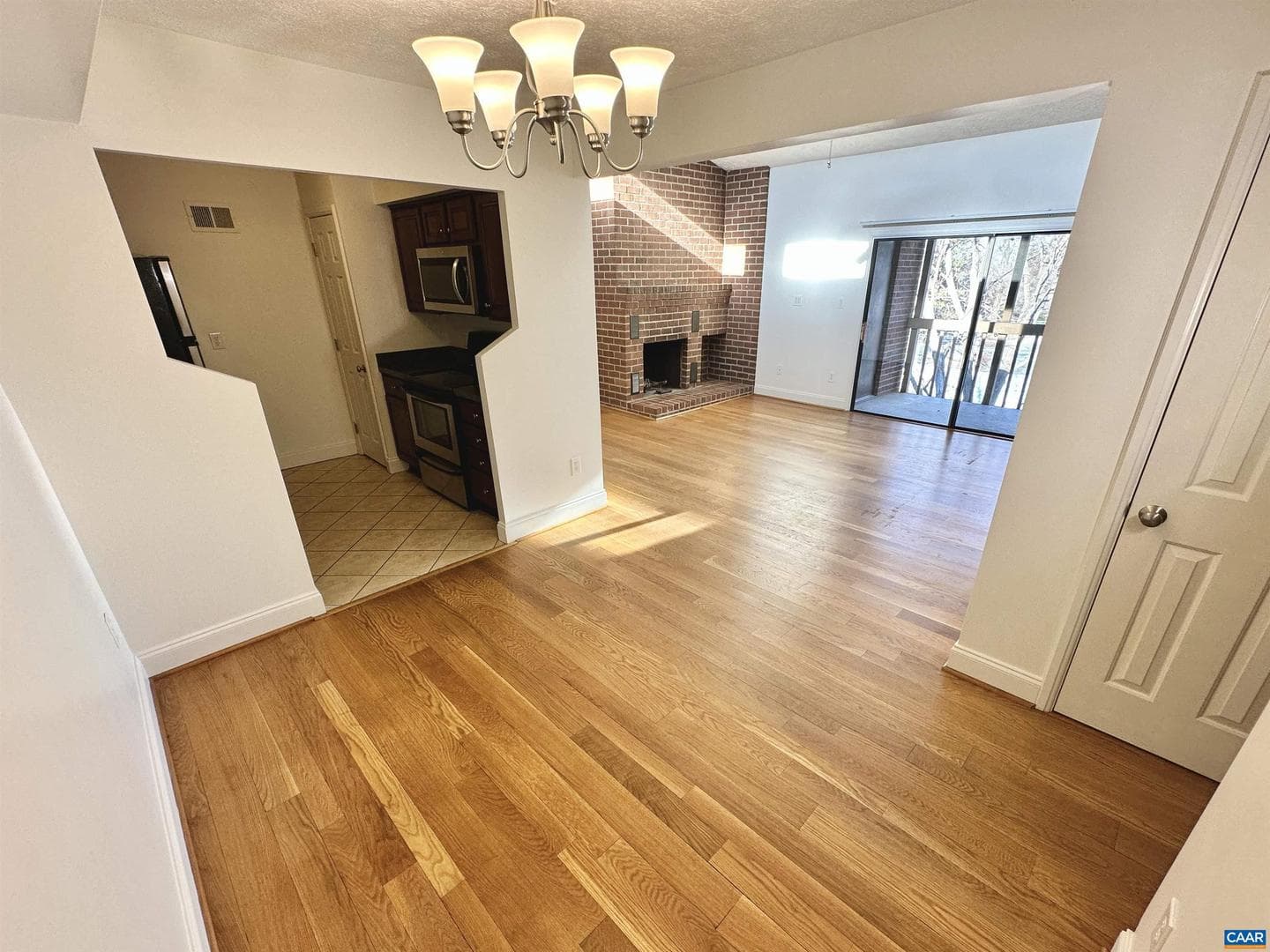 104 Turtle Creek Rd #9 photo 4