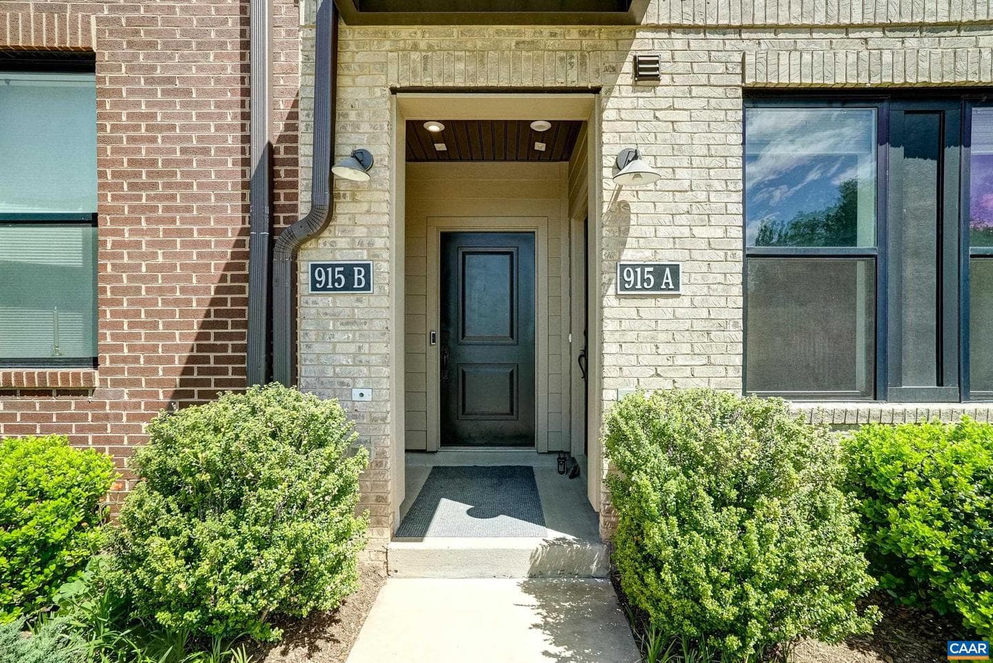 915 Salamander St #a photo 6