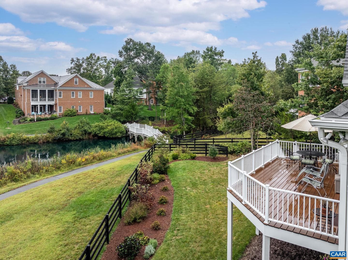 2426 Pendower Ln photo 10